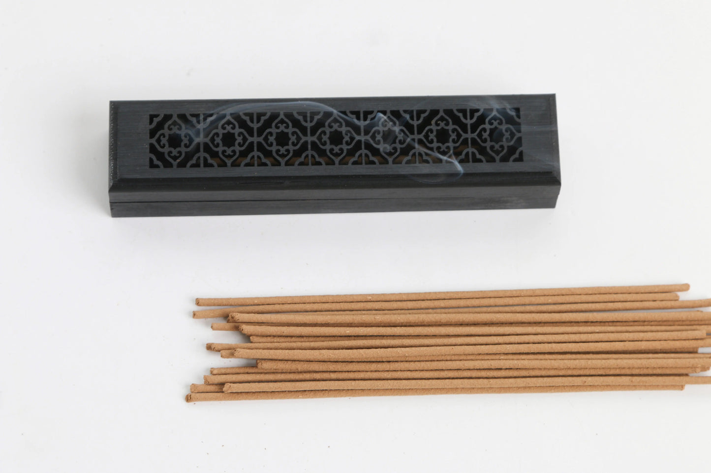 Smart Oud Incense Sticks with burner tube 88 pcs 3 mm Fakhr Al Oud